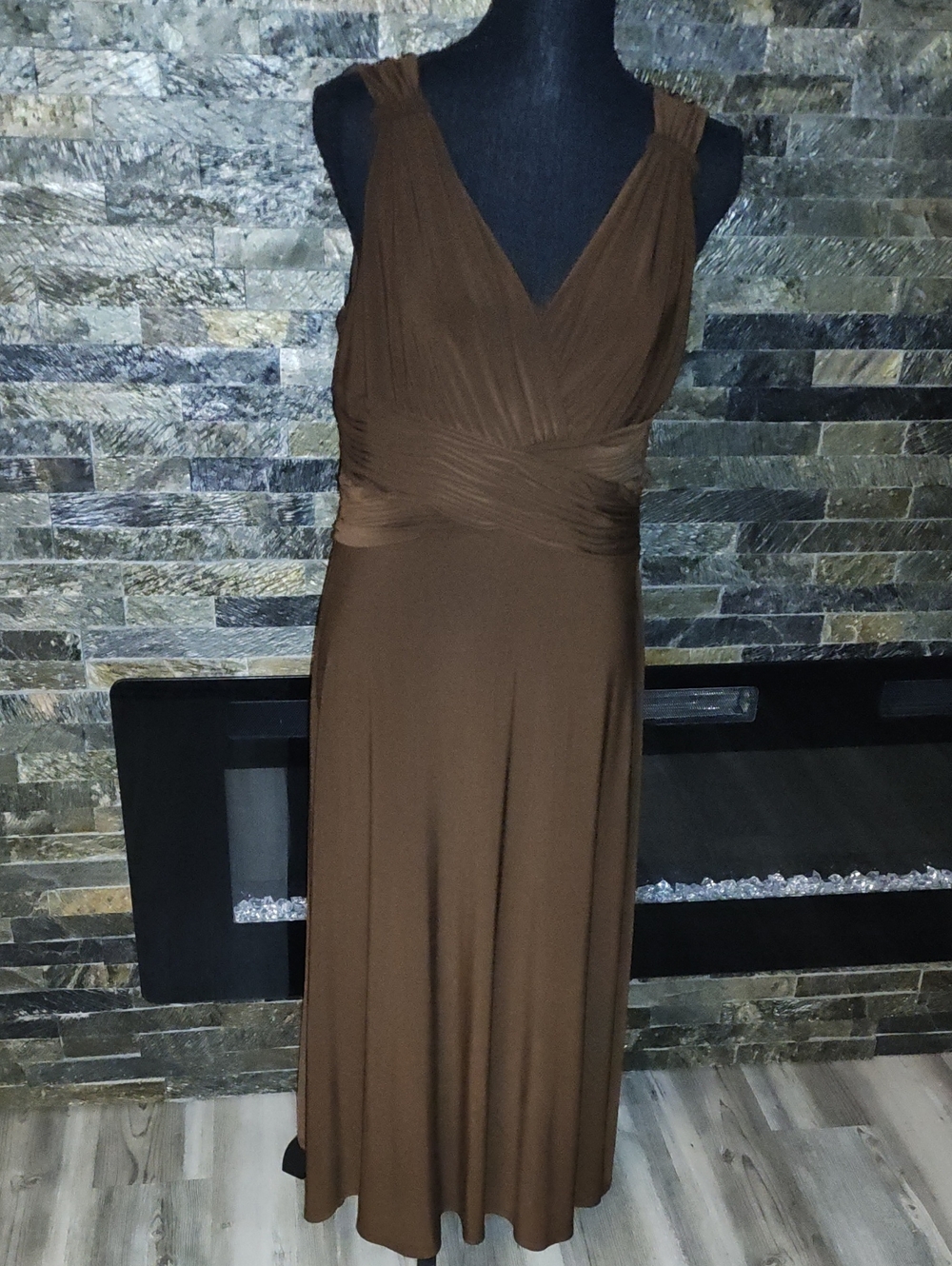 Evan-Picone Brown V-Neck Sleeveless Women's Dress Size 12